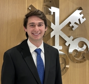 Alexander Kosan, Financial Advisor